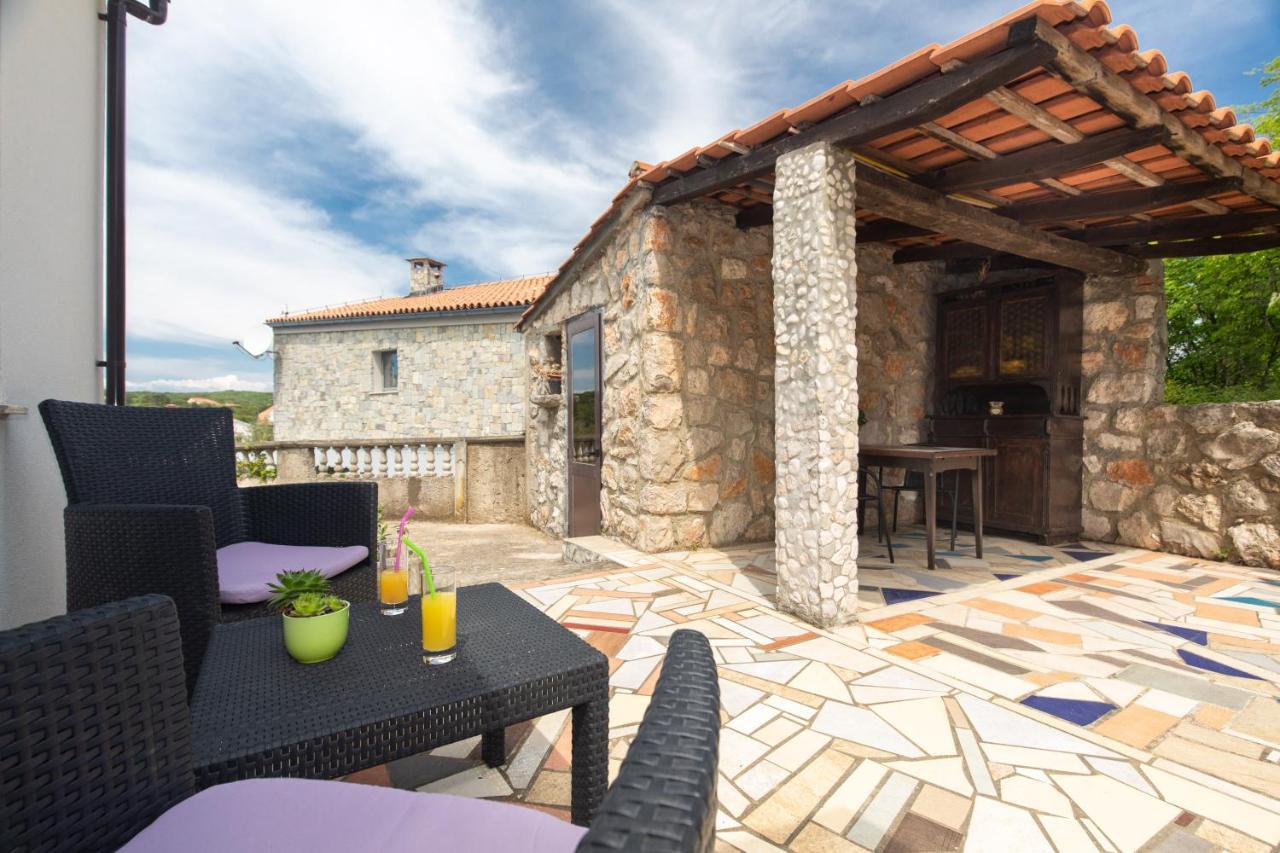 Apartment Linda Vrbnik  Luaran gambar